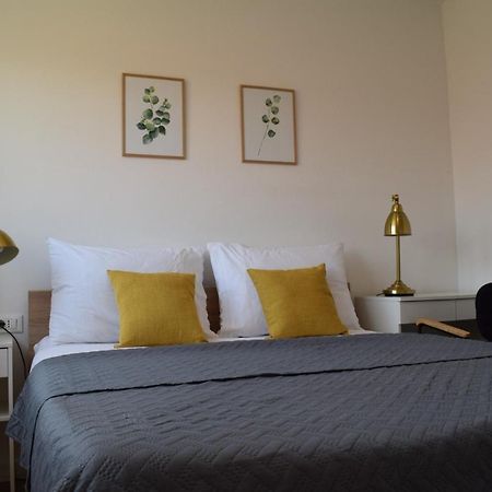 Vila Maslina-Apartman Br.4 Appartamento Zara Esterno foto