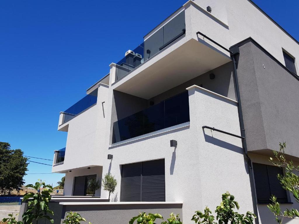 Vila Maslina-Apartman Br.4 Appartamento Zara Esterno foto